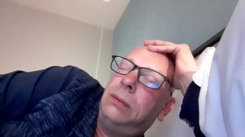 Andy online show from June 2026 01:49:01 AM