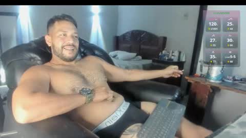 Snapshot of machohandsome chatting on November 2025 10:26:01 AM Javier papichulo master how do you want online show from November 2025 10:26:01 AM