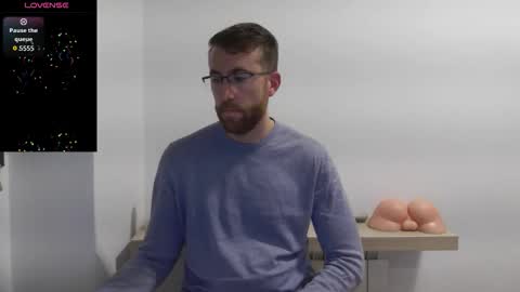 Snapshot of machohiberiko chatting on November 2025 04:06:01 PM Jota online show from November 2025 04:06:01 PM