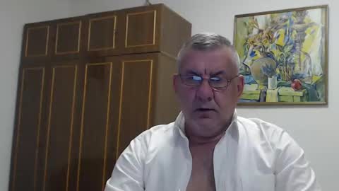 Macho online show from December 2024 07:32:02 PM