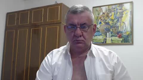 Macho online show from December 2024 08:12:02 PM