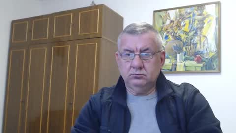Macho online show from December 2024 12:23:01 PM