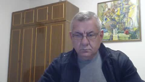 Macho online show from October 2025 08:32:02 PM