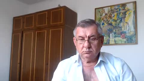 Macho online show from June 2026 05:14:01 PM