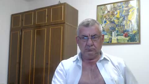 Macho online show from June 2026 06:45:02 PM
