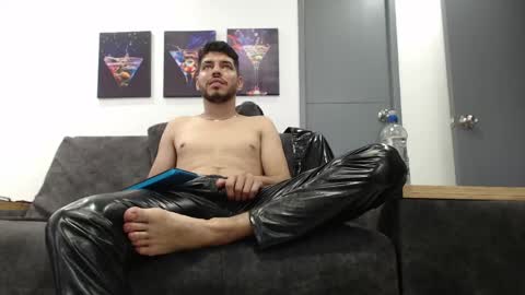 instagram mackdanielsx online show from April 2026 09:46:01 PM