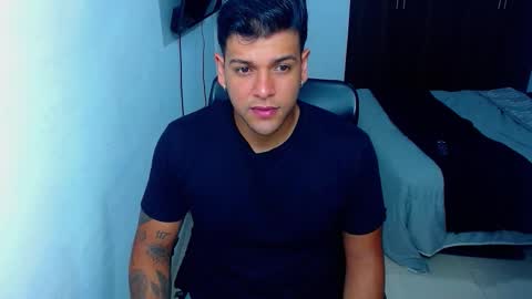 Snapshot of mack_demon chatting on September 2025 11:04:02 AM Mack online show from September 2025 11:04:02 AM