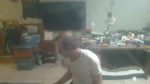 Snapshot of mackdog1369 chatting on December 2024 12:14:02 AM mackdog1369 online show from December 2024 12:14:02 AM