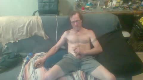 Snapshot of mackdog1369 chatting on February 2025 05:03:02 PM mackdog1369 online show from February 2025 05:03:02 PM