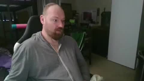 mackhere4u online show from April 2026 12:54:01 PM