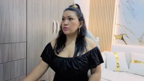 Madam Hott  online show from September 2025 03:41:01 AM
