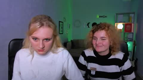 Snapshot of madam_ulis chatting on December 2025 05:10:02 PM Ulis online show from December 2025 05:10:02 PM