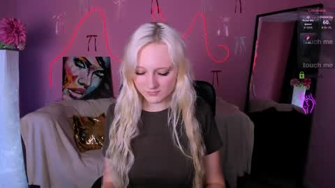 Snapshot of madam_ulis chatting on April 2026 10:21:02 AM Ulis online show from April 2026 10:21:02 AM