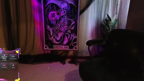 Madame La online show from April 2026 12:29:02 PM