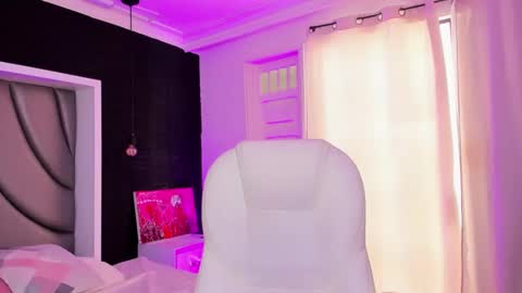  madame lilith  online show from January 2025 05:22:02 PM