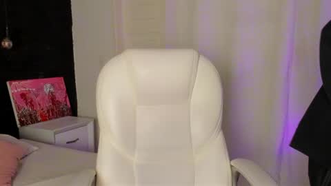  madame lilith  online show from January 2025 11:27:02 AM