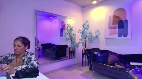 Madame Scarllet  online show from February 2026 11:25:02 AM