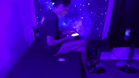 Snapshot of madamglowhole428860 chatting on March 2025 11:21:01 AM MadamGlowHole online show from March 2025 11:21:01 AM