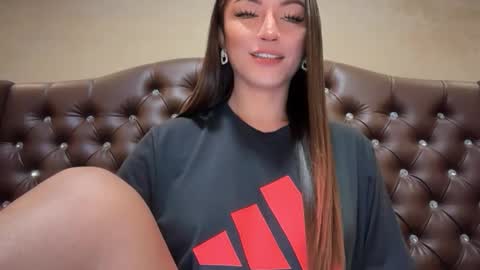 Alison Kloss online show from January 2026 11:32:02 PM