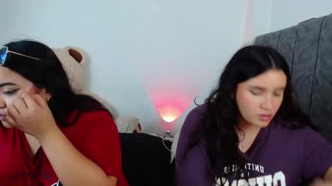 Snapshot of maddie_and_chelsea_ chatting on January 2025 02:07:02 AM Maddie and Chelsea online show from January 2025 02:07:02 AM