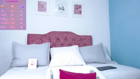 Snapshot of maddie_beauty chatting on March 2026 09:43:02 PM Maddie online show from March 2026 09:43:02 PM