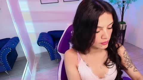 maddie_t18 online show from April 2026 11:45:02 AM