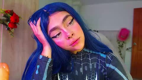 maddiie and clyde online show from October 2025 02:24:02 PM