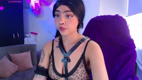 maddiie and clyde online show from March 2026 06:44:01 PM