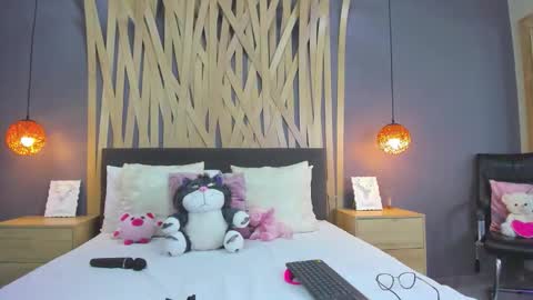 Madisson online show from March 2026 12:31:02 PM