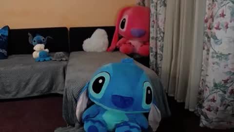 Maddison Summer online show from November 2025 12:33:01 AM