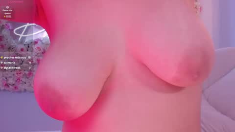 Snapshot of maddisonlowe chatting on February 2025 06:48:01 AM Maddison online show from February 2025 06:48:01 AM