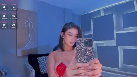 Maddison online show from April 2026 08:00:02 PM