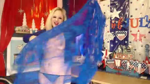 MaddisonRae online show from June 2026 02:53:01 AM