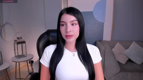 Maddison online show from May 2026 07:19:02 PM