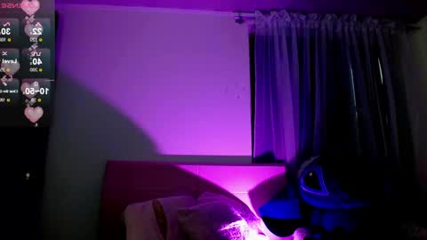 Snapshot of maddy_14 chatting on February 2025 12:44:02 PM Maddy UwU online show from February 2025 12:44:02 PM