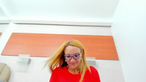 Snapshot of maddy_cartter chatting on June 2026 10:49:02 AM maddy cartter online show from June 2026 10:49:02 AM