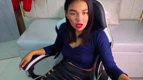 maddy_danson_tx online show from February 2026 12:41:02 PM