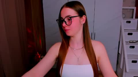 maddy_gate online show from April 2026 05:18:01 PM