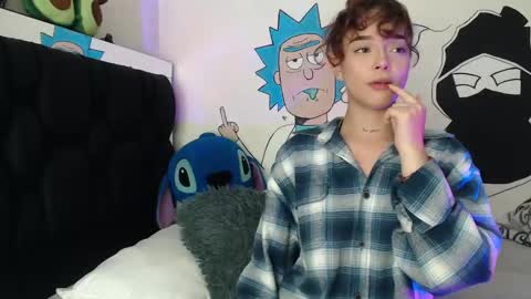 Snapshot of maddy_perezz_ chatting on September 2025 12:12:01 AM maddy_perezz_ online show from September 2025 12:12:01 AM
