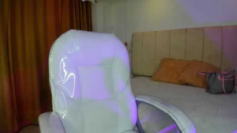 Maddy online show from October 2025 02:59:01 AM