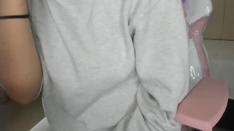 Maddy online show from October 2025 03:52:02 AM