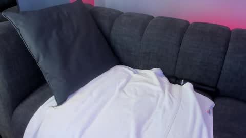 Maddy  online show from February 2025 02:18:01 AM