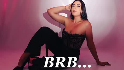 Snapshot of maddycrofft chatting on January 2025 02:14:01 PM Maddy Crofft online show from January 2025 02:14:01 PM