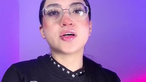   Please followme and rate me your thumbs up online show from September 2025 06:11:02 PM