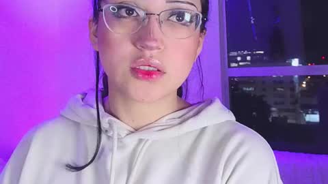   Please followme and rate me your thumbs up online show from November 2025 11:58:02 PM