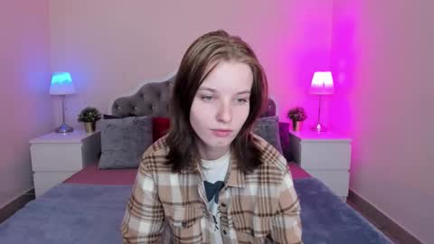 Snapshot of madelaines chatting on September 2025 09:42:02 AM madelaines online show from September 2025 09:42:02 AM