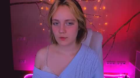 Madeline online show from February 2026 07:56:02 PM