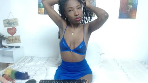 Snapshot of madeline_woods chatting on October 2025 11:21:02 AM Madeline online show from October 2025 11:21:02 AM