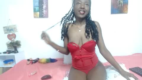 Snapshot of madeline_woods chatting on October 2025 11:36:02 AM Madeline online show from October 2025 11:36:02 AM