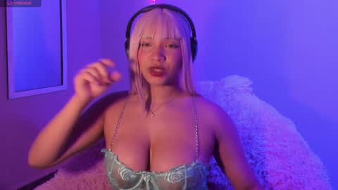 Snapshot of madelinebenet chatting on January 2025 04:43:01 AM Madeline online show from January 2025 04:43:01 AM